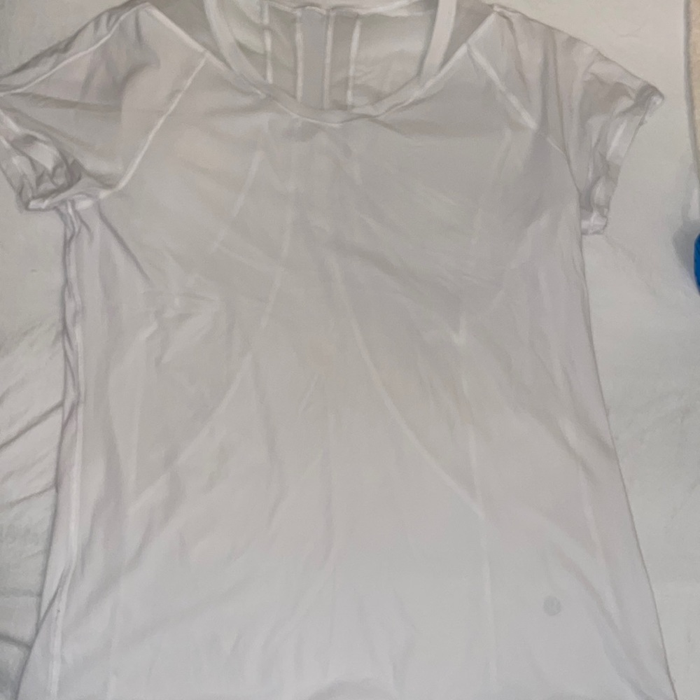 Lululemon short sleeve athletic top